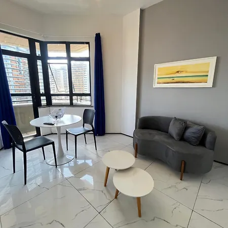 Apartamento 957 Golden Frente Mar